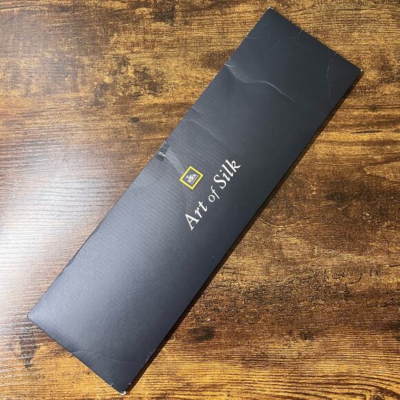 NEW Beaufort Tie Rack Neck Tie OS 100% Silk Gold Italy Black Satin Office Work - Picture 5 of 8